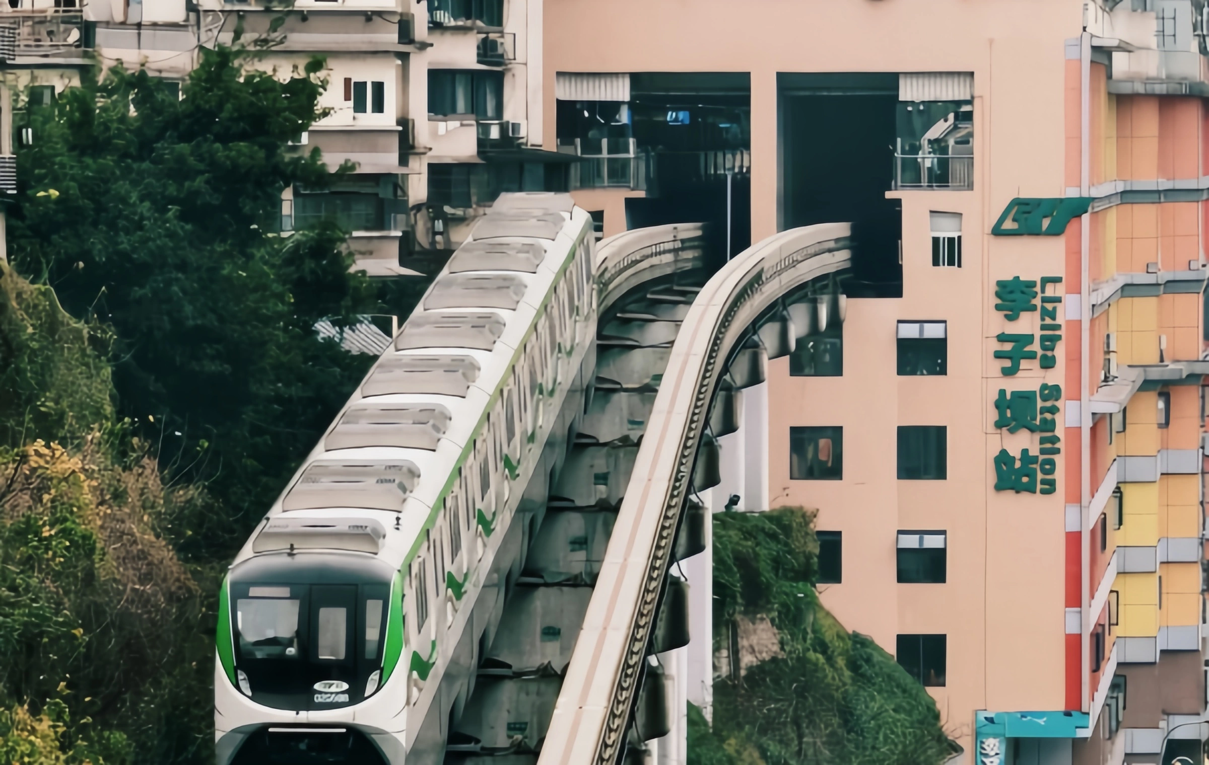 Liziba Light Rail Station: A Fantasy Journey through the Three Dimensional Mountain City and a Visual Wonder of Cyber Magic-4