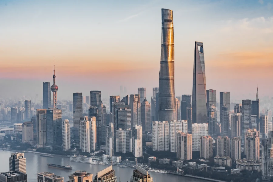 Shanghai Tower: A Vertical Symphony from the Banks of the Huangpu River to the Clouds' Summit-2