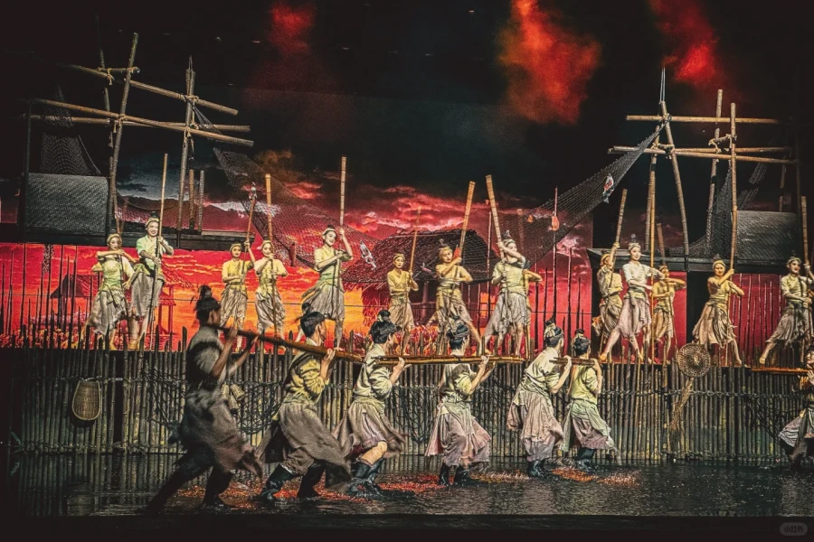 Shanghai Eternal Love: A trip through time and space from stage mys to urban memory-4