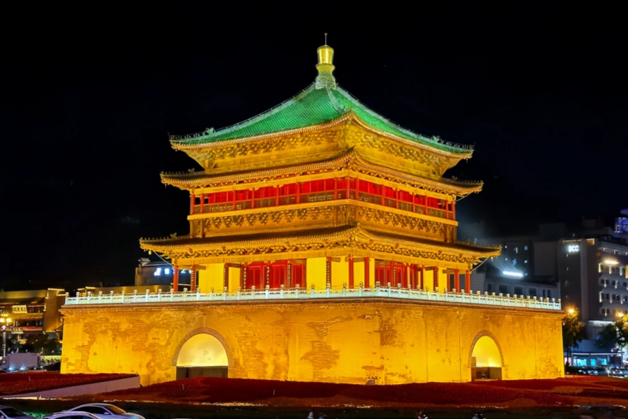 Tour de la cloche : un voyage dans le temps Mémoire de la sonnerie de la cloche du matin et du tambour du soir Battant à l'impulsion de la ville-2