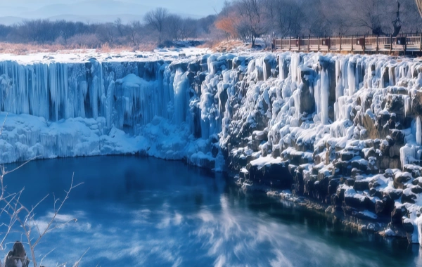 Lago Jingpo:Un viaje de hielo y fuego en un lago de barrera volcánica