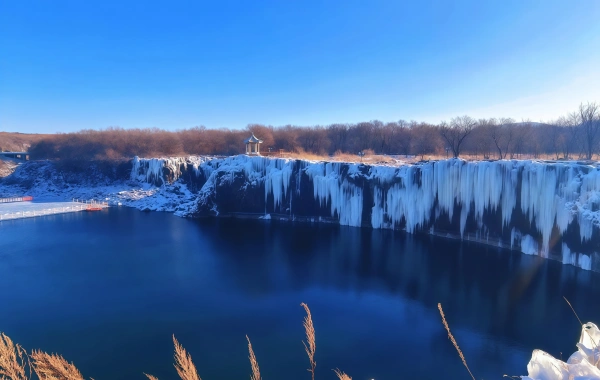 Lago Jingpo:Un viaje de hielo y fuego en un lago de barrera volcánica-2
