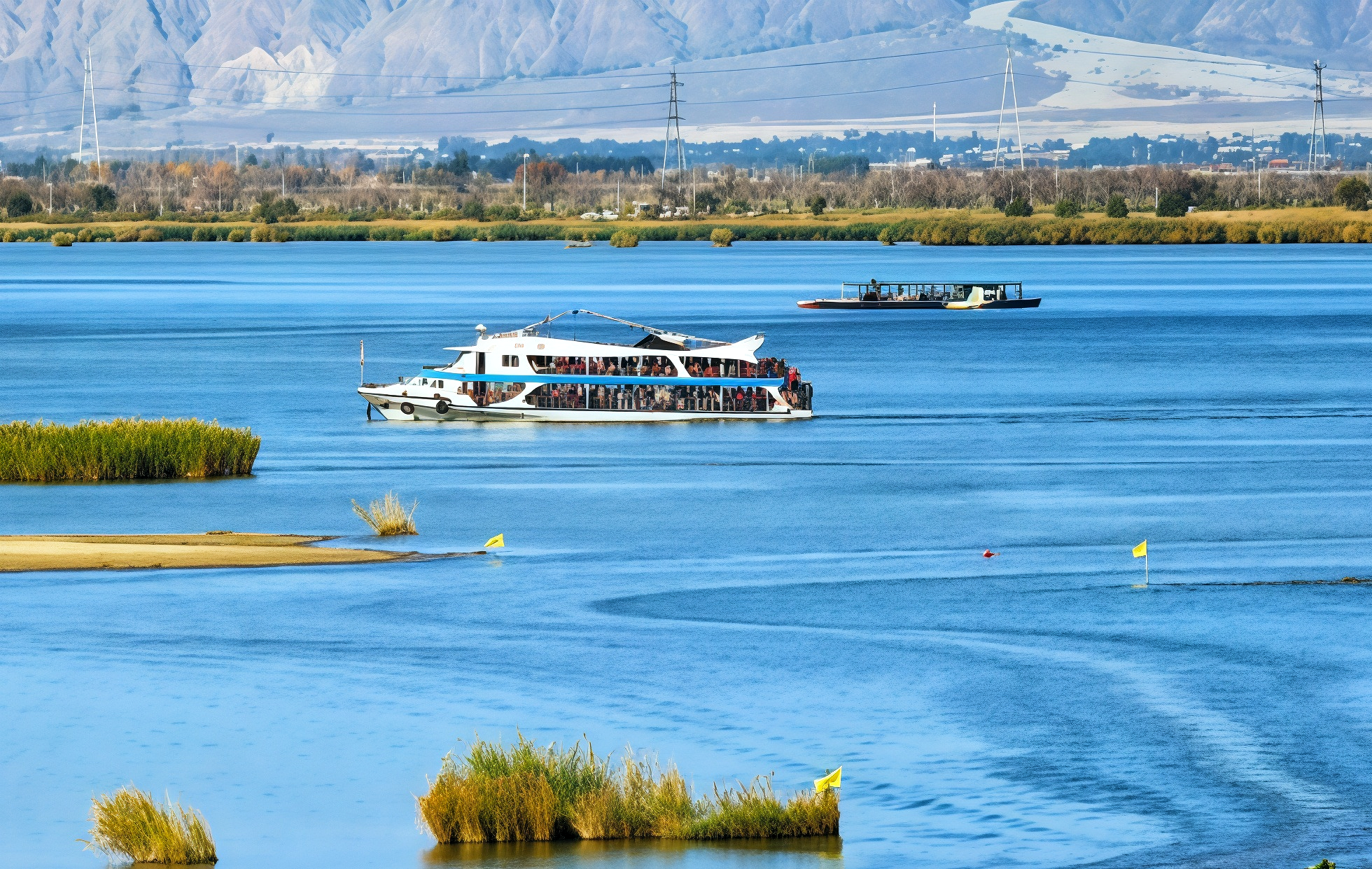 Lago Shahu: Un viaje milagroso a través de la arena y el agua