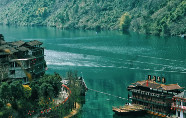Ciudad antigua de Gongtan: Un puerto de Sal Millennial y una épica arquitectónica colgando en los acantilados del río Wujiang-2