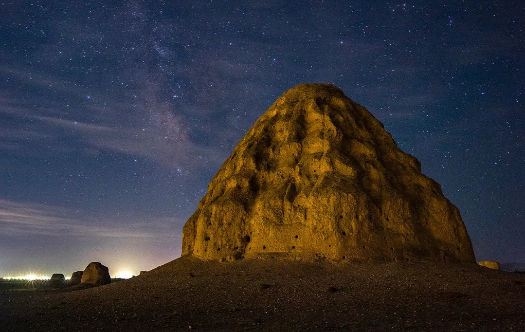 West Xia Tombs: Los Mysterious Echoes of a Vanished Dynasty