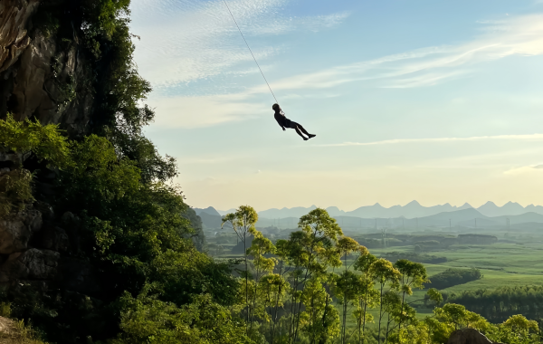 Montaña Luna:Una obra maestra de la naturaleza y un sitio de peregrinación para los clientes de roca-3