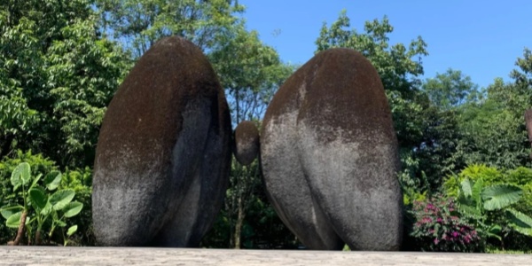 zhangjiajie tour, phoenix valley 2.jpg