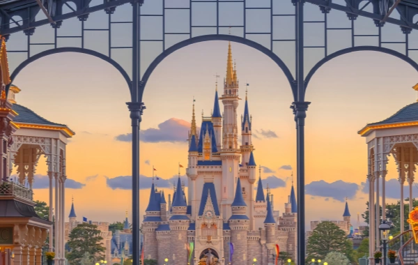 Shanghai Honeymoon Haven: Where Modern Glamour Meets Timeless Romance