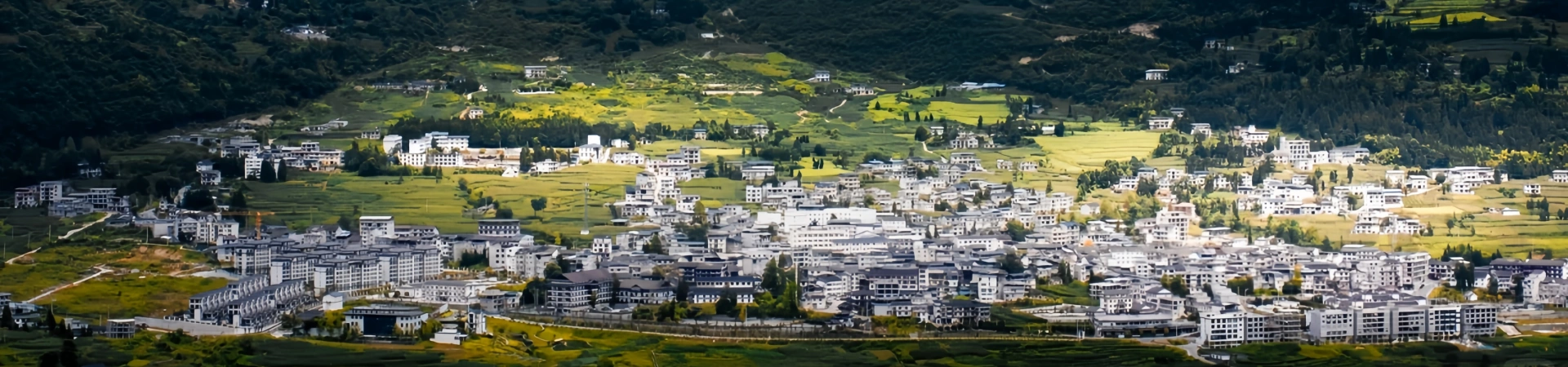 에시 그랜드 캐년: 카스트 에픽 여행은 천국과 지구에 의해 새겨