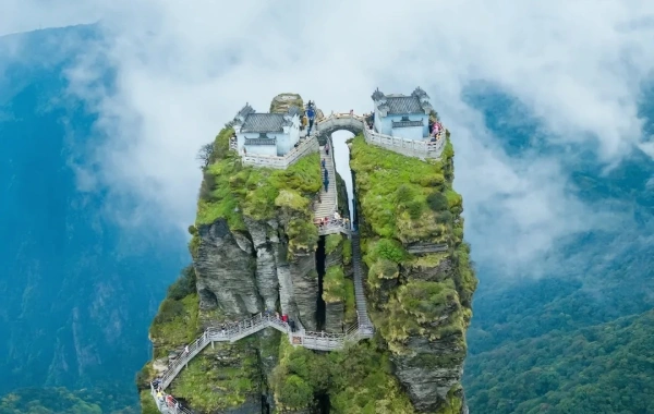 Fanjing Mountain : 하늘 도시와 순수한 땅에 대한 평화