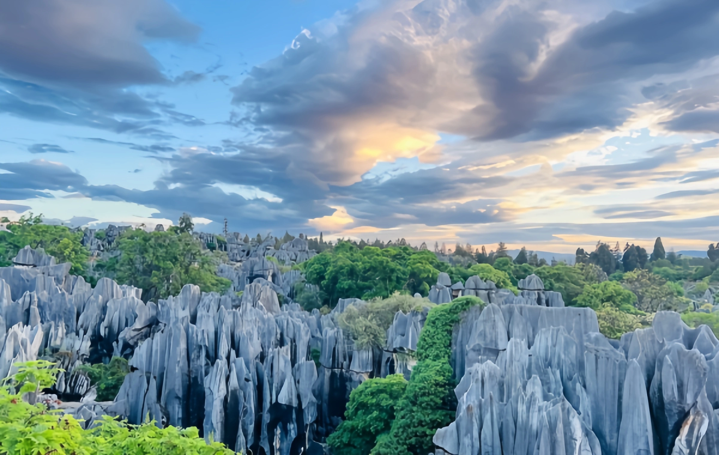 Day 2: Stone Forest & Kunming Old Street