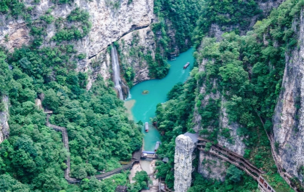 اليوم 2: زانغجي جراند كانيون